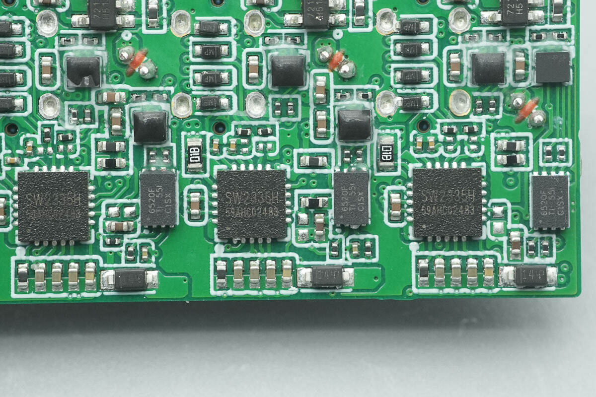 Teardown of Anker Prime 160W Charger with Smart Display (A2687)-Chargerlab