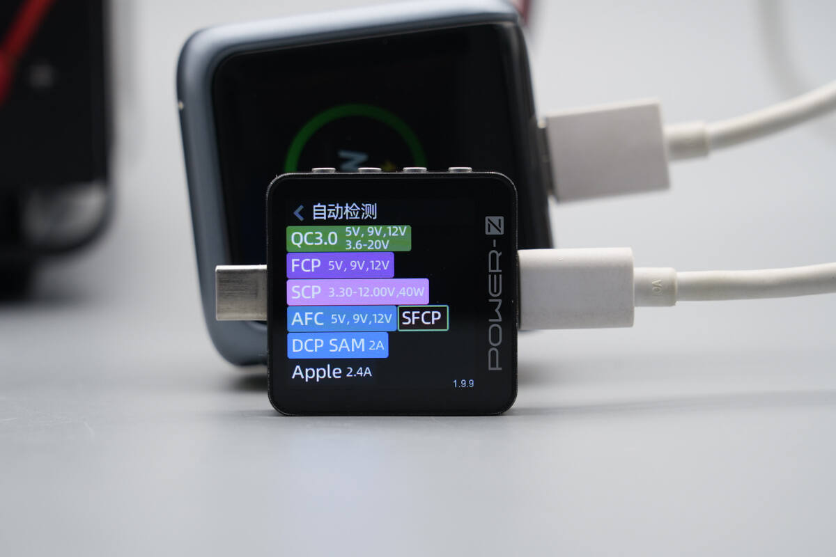 Teardown of AOHi THE FUTURE AI PD GaN+ 170W 3-Port LED Display Fast Car Charger (AOC-S009)-Chargerlab