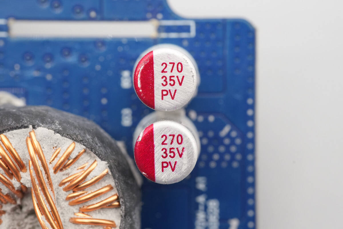 Teardown of AOHi THE FUTURE AI PD GaN+ 170W 3-Port LED Display Fast Car Charger (AOC-S009)-Chargerlab