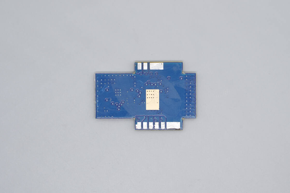 Teardown of AOHi THE FUTURE AI PD GaN+ 170W 3-Port LED Display Fast Car Charger (AOC-S009)-Chargerlab