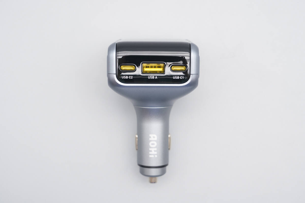 Teardown of AOHi THE FUTURE AI PD GaN+ 170W 3-Port LED Display Fast Car Charger (AOC-S009)-Chargerlab