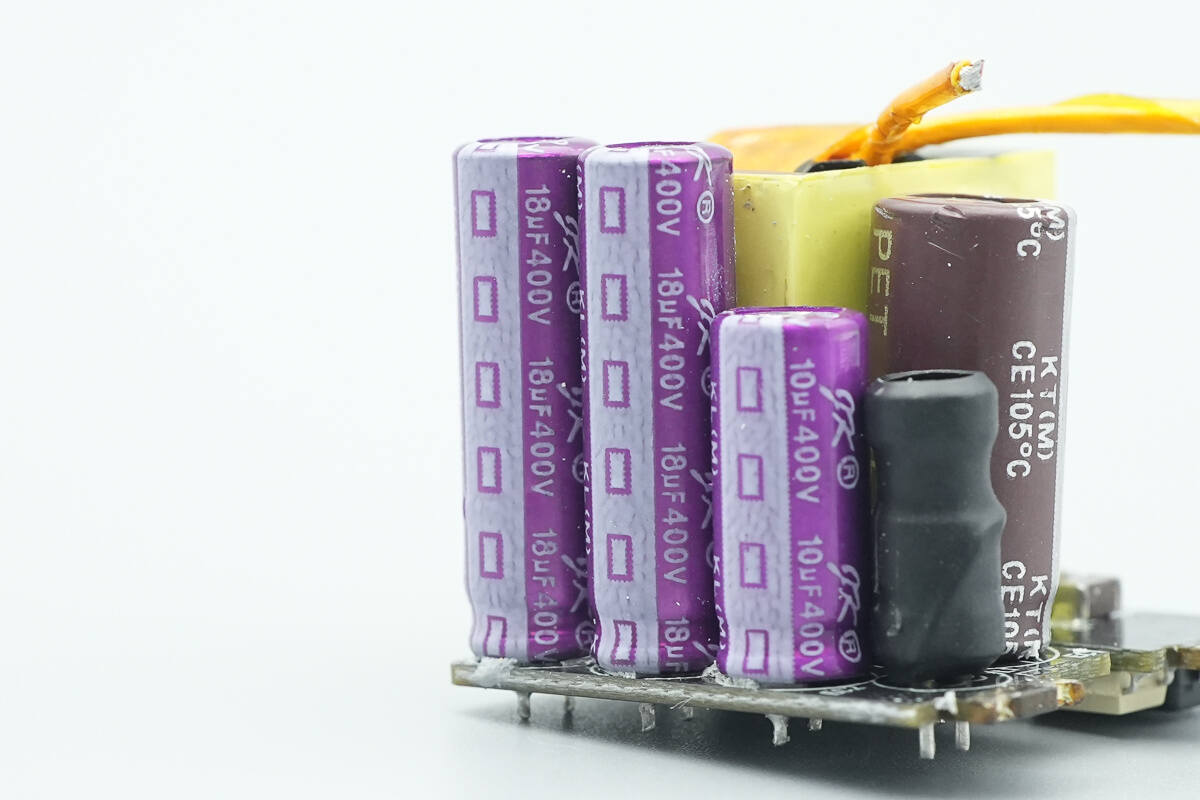 Teardown of MIIIW 45W Mini Magic Cube GaN Charger (iCA4501)-Chargerlab