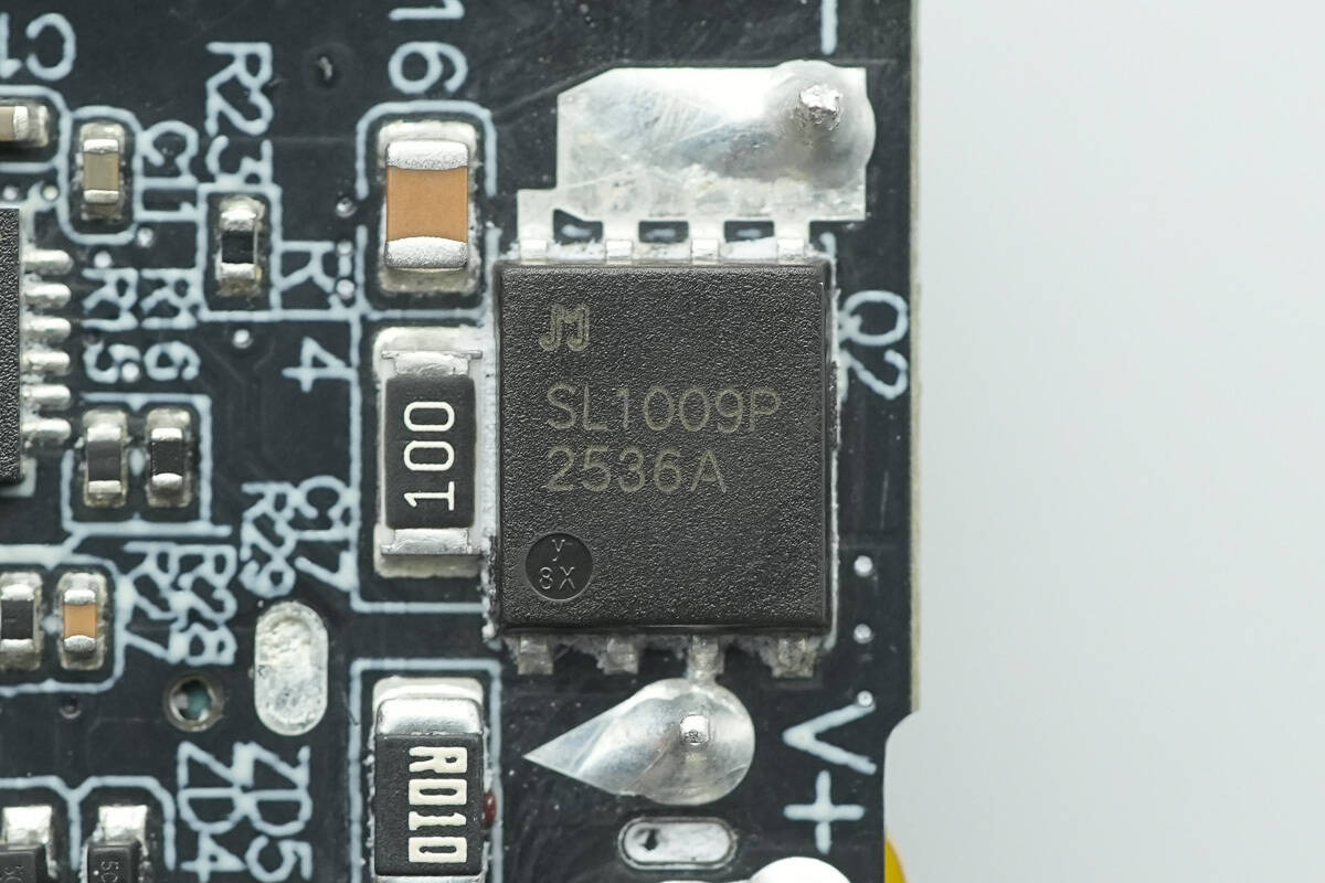 Teardown of MIIIW 45W Mini Magic Cube GaN Charger (iCA4501)-Chargerlab