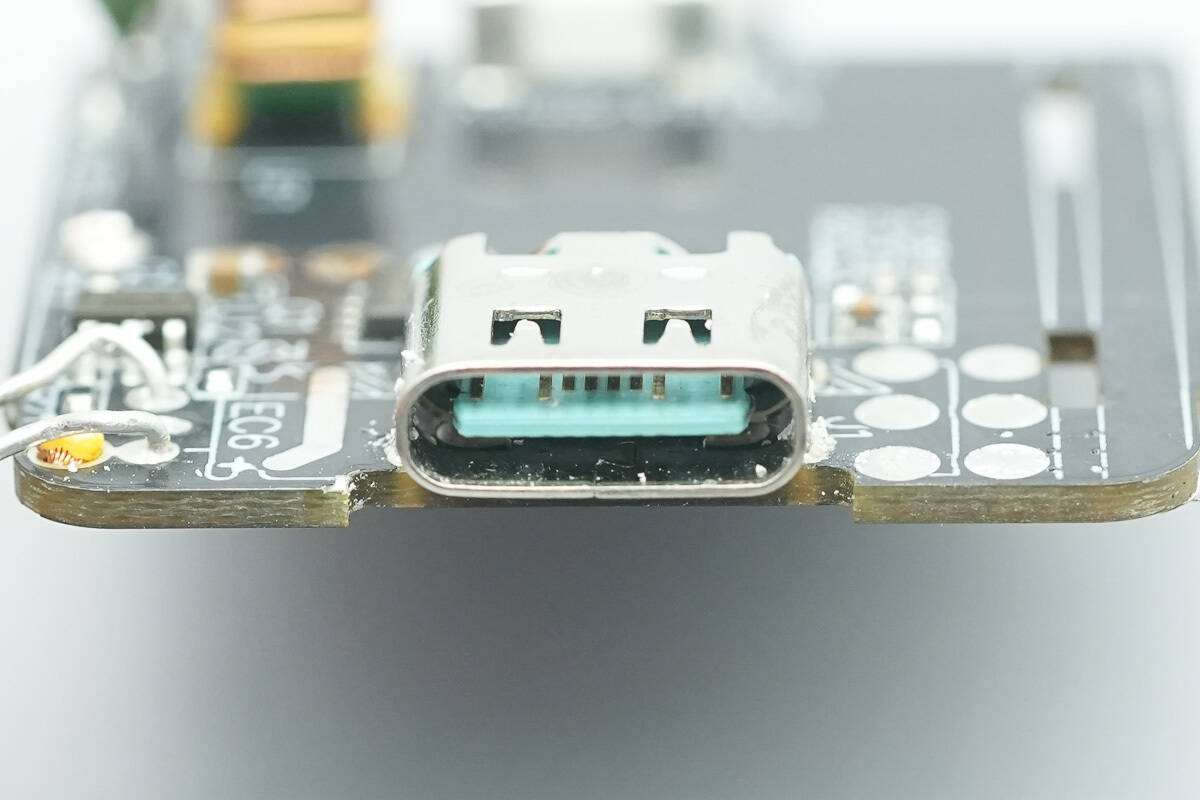 Teardown of MIIIW 45W Mini Magic Cube GaN Charger (iCA4501)-Chargerlab