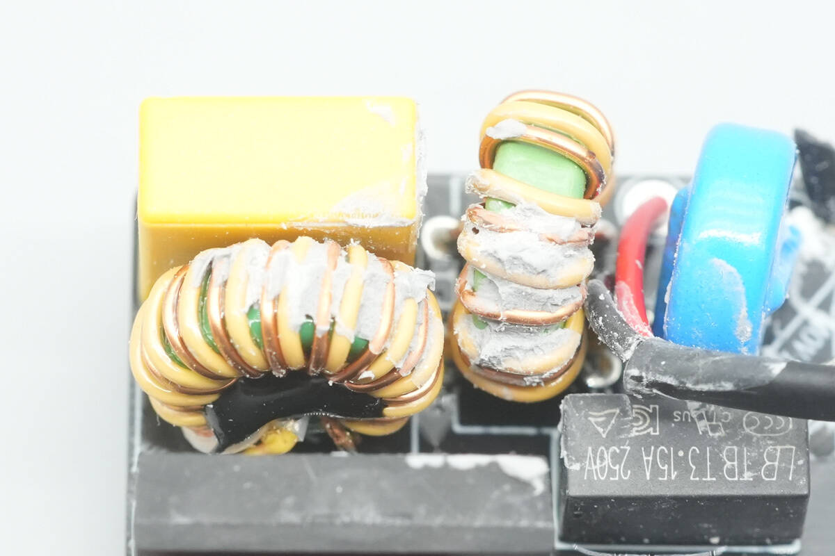 Teardown of Baseus 100W 7-in-1 Charging Station (E0307A)-Chargerlab