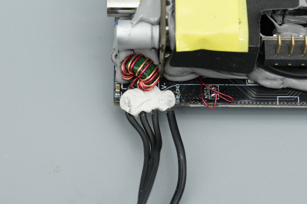 Teardown of Baseus 100W 7-in-1 Charging Station (E0307A)-Chargerlab