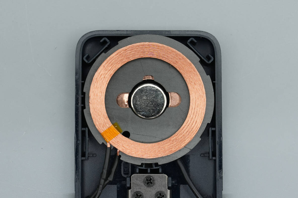 Teardown of Baseus 100W 7-in-1 Charging Station (E0307A)-Chargerlab