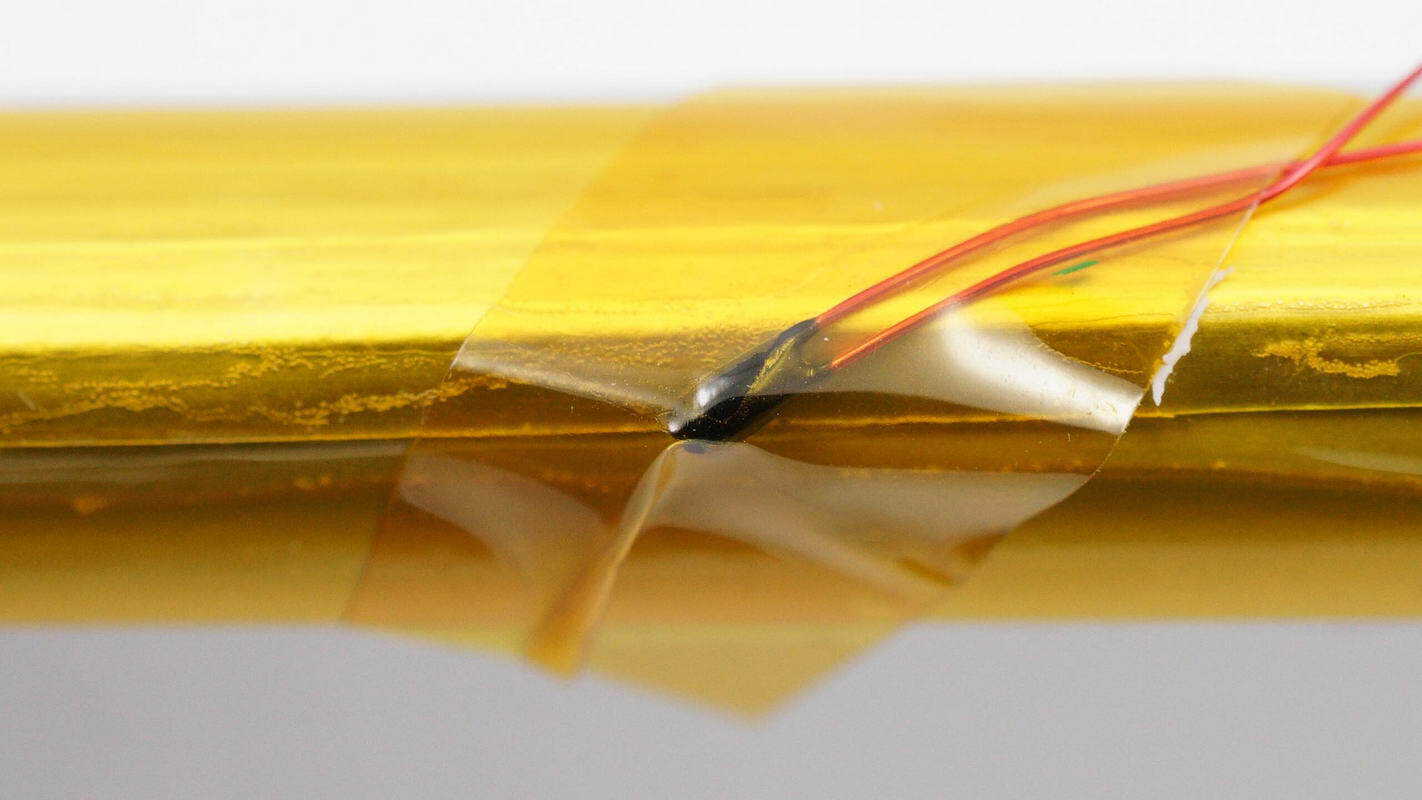 Teardown of Bull 22.5W 10000mAh Semi-Solid State Power Bank (GNV-PGA10EB)-Chargerlab