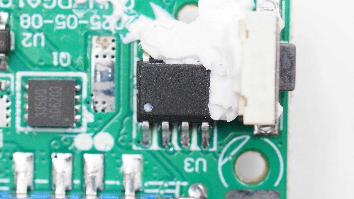 Teardown of Bull 22.5W 10000mAh Semi-Solid State Power Bank (GNV-PGA10EB)-Chargerlab