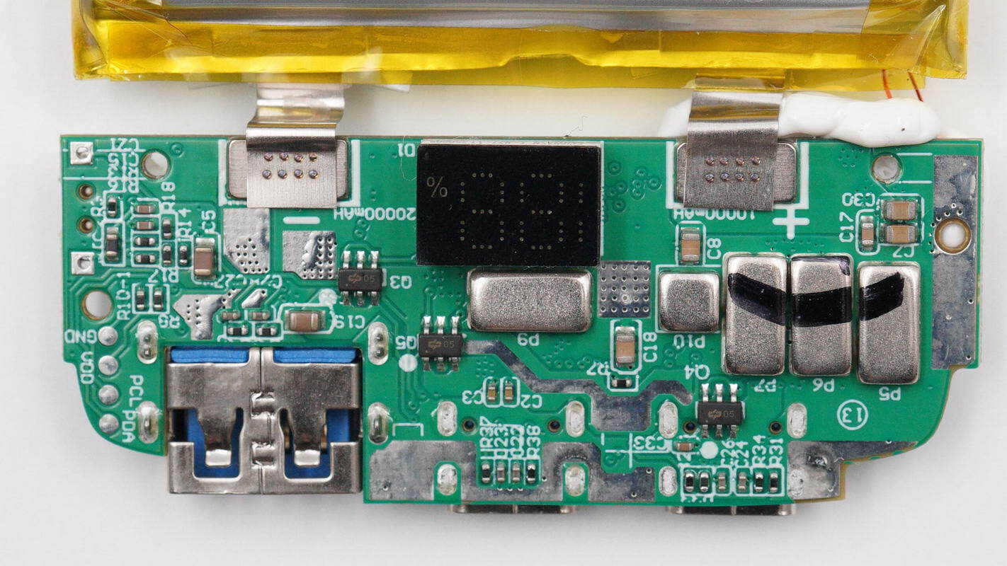 Teardown of Bull 22.5W 10000mAh Semi-Solid State Power Bank (GNV-PGA10EB)-Chargerlab