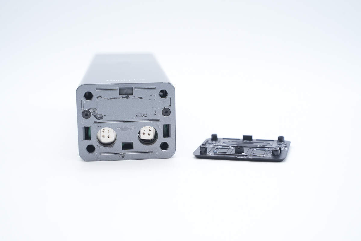 Teardown of Lenovo Thinkplus FLUXO 125W 12800mAh Portable Power Bank (PBFO-12125A)-Chargerlab