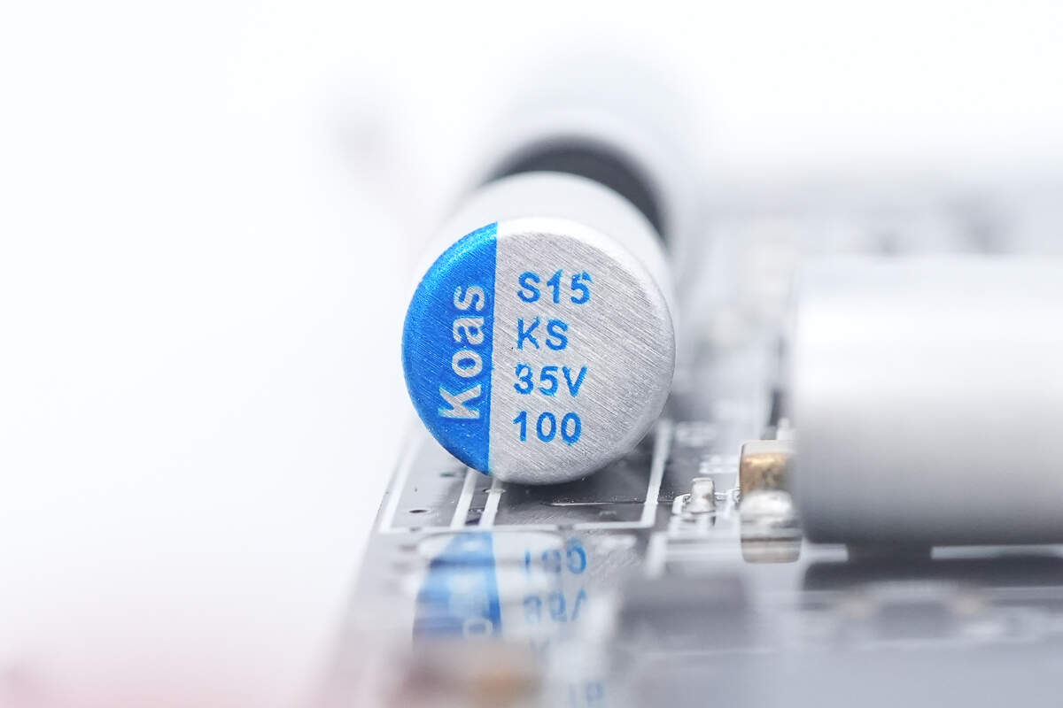 Teardown of Lenovo Thinkplus FLUXO 125W 12800mAh Portable Power Bank (PBFO-12125A)-Chargerlab