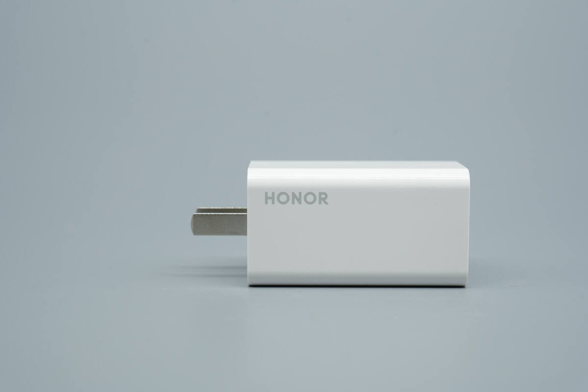 Teardown of HONOR SuperCharge 66W Power Adapter (HN-110600CP0)-Chargerlab