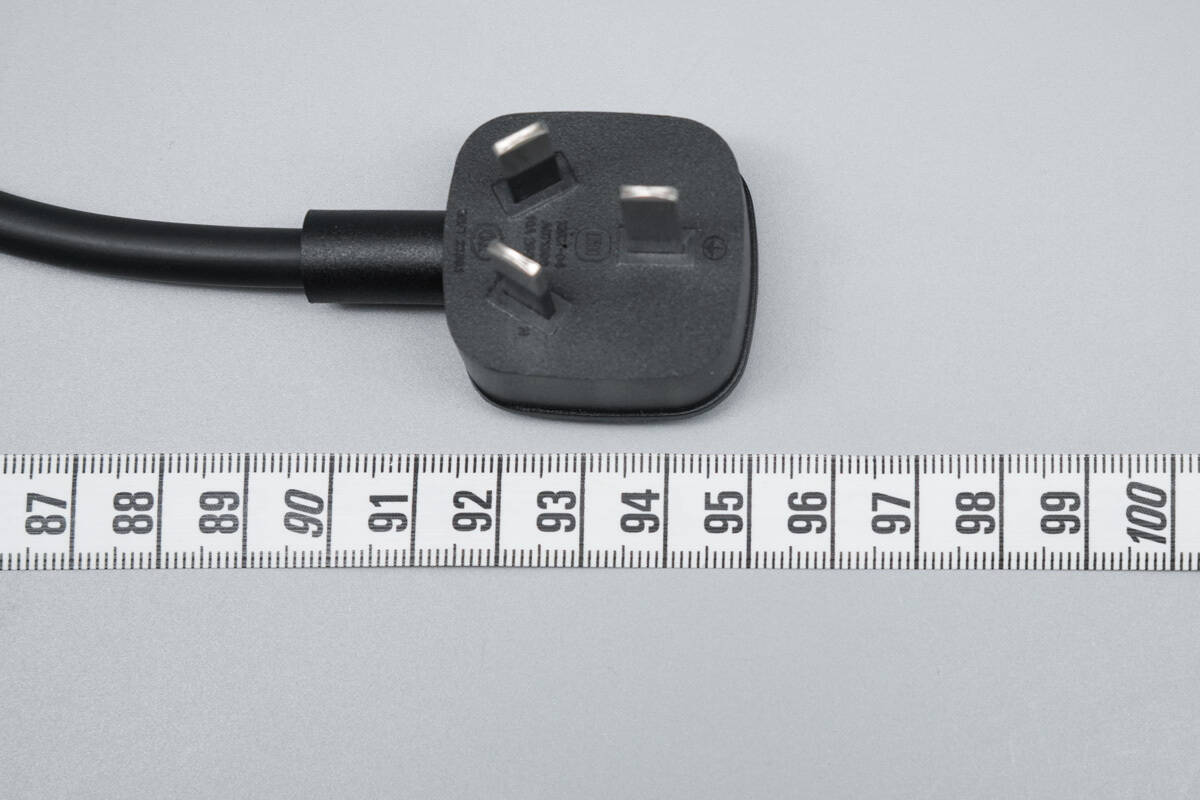 Teardown of Xiaomi 140W 8-in-1 Desktop Charging Station (XMCDZ-03QM)-Chargerlab