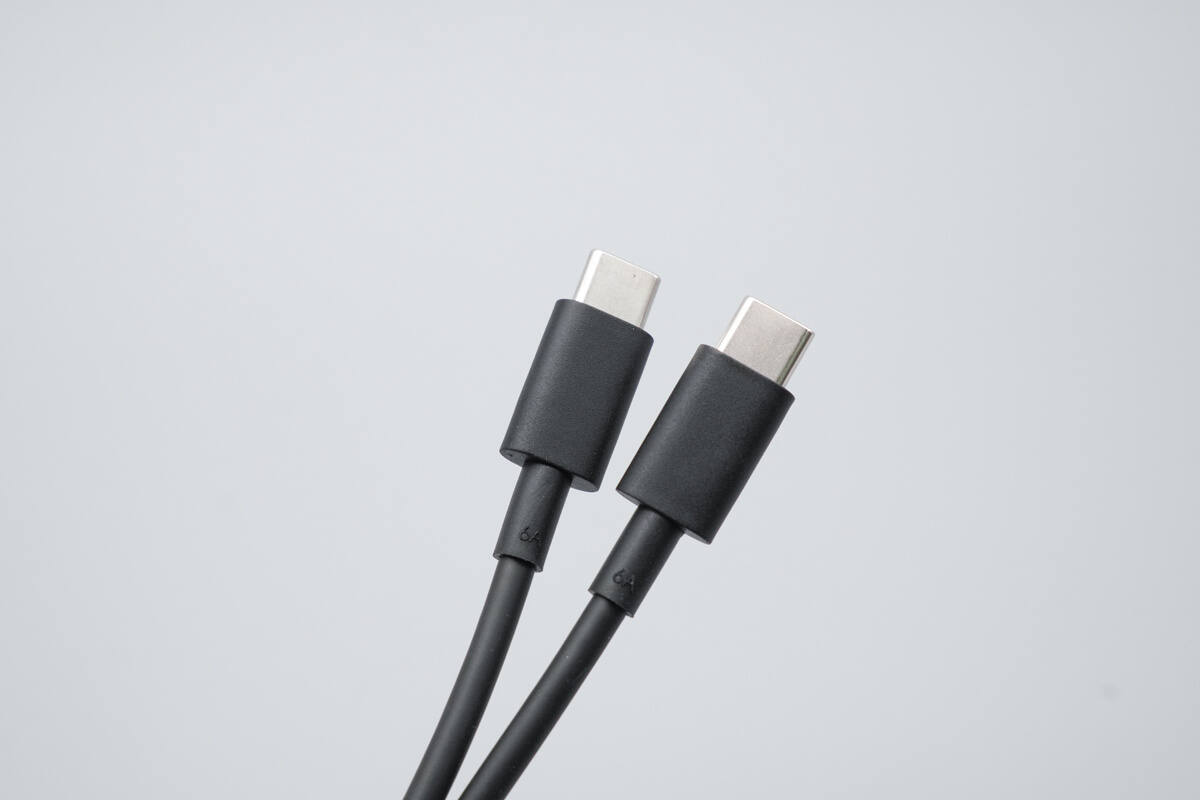 Teardown of Xiaomi 140W 8-in-1 Desktop Charging Station (XMCDZ-03QM)-Chargerlab