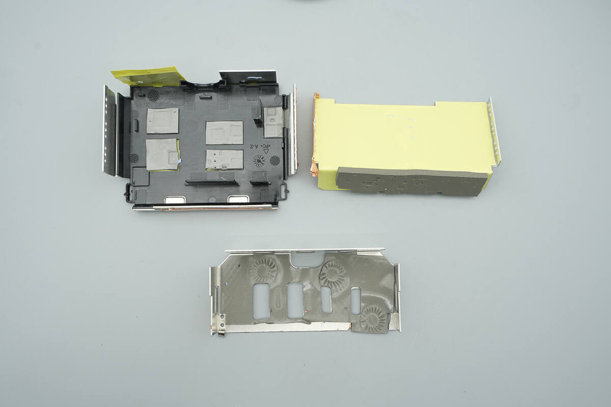 Teardown of Xiaomi 140W 8-in-1 Desktop Charging Station (XMCDZ-03QM)-Chargerlab