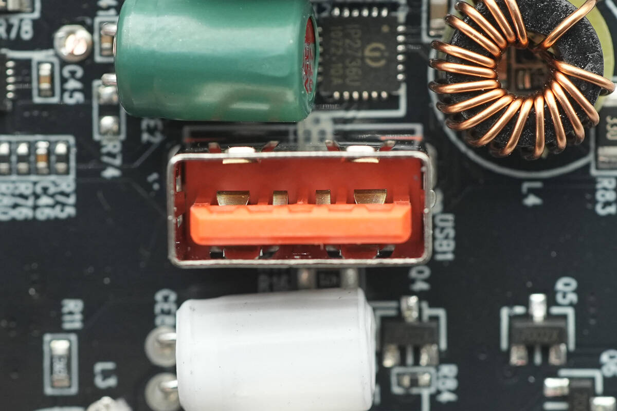 Teardown of Xiaomi 140W 8-in-1 Desktop Charging Station (XMCDZ-03QM)-Chargerlab