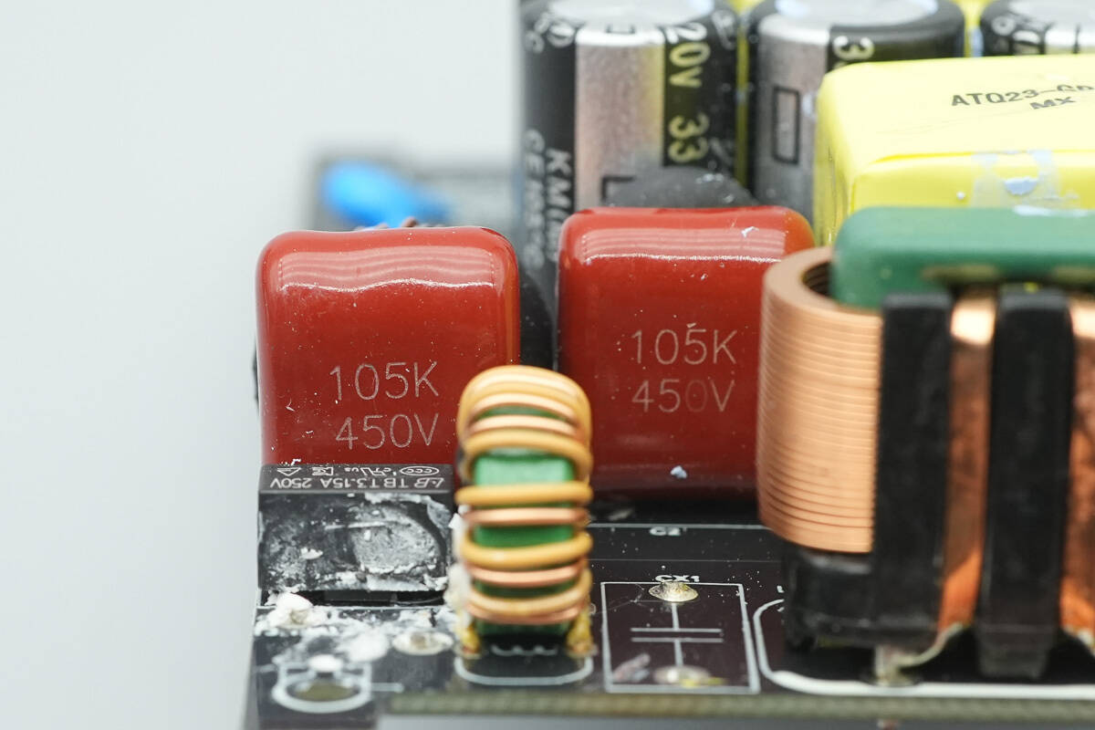 Teardown of Xiaomi 140W 8-in-1 Desktop Charging Station (XMCDZ-03QM)-Chargerlab