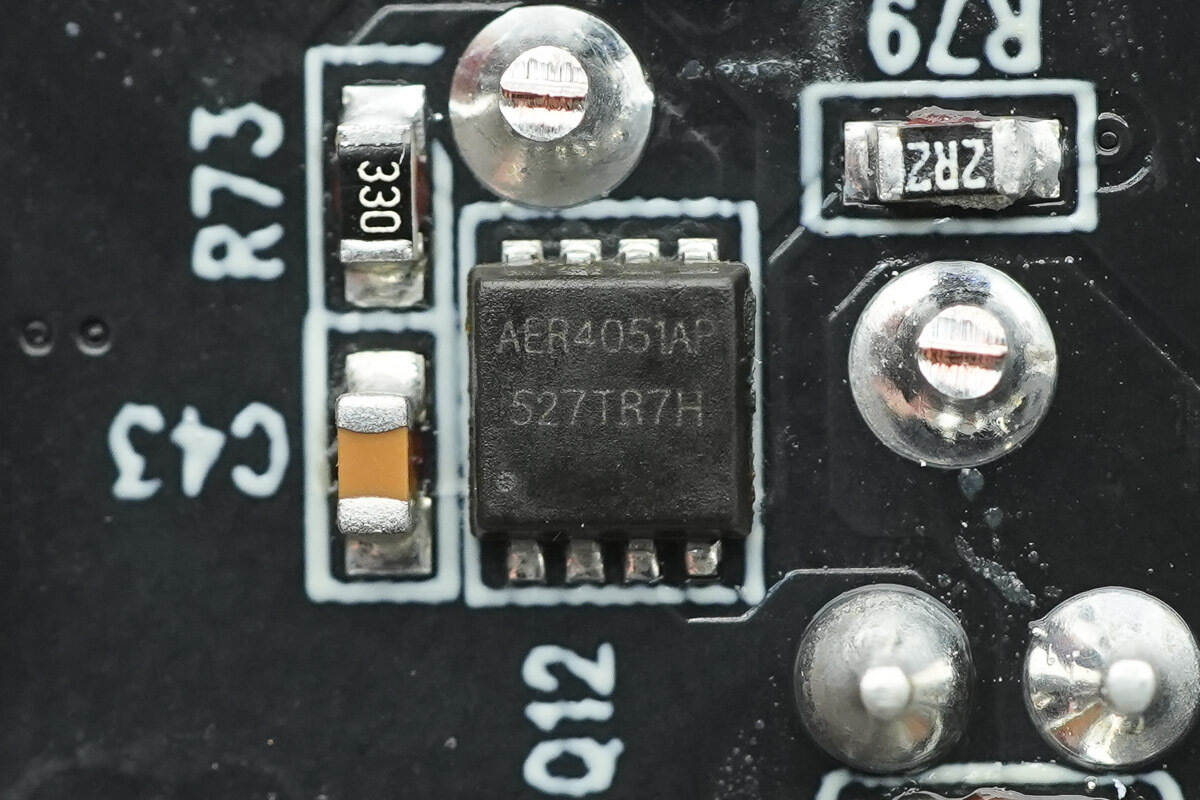 Teardown of Xiaomi 140W 8-in-1 Desktop Charging Station (XMCDZ-03QM)-Chargerlab