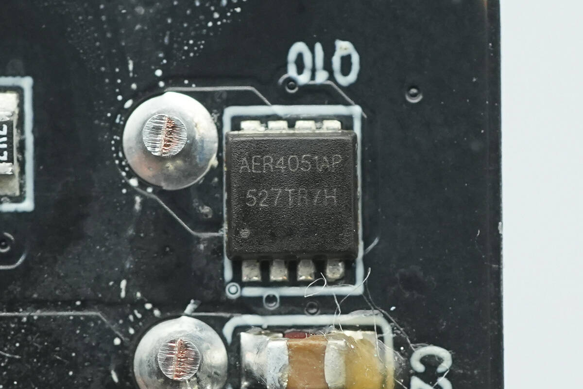 Teardown of Xiaomi 140W 8-in-1 Desktop Charging Station (XMCDZ-03QM)-Chargerlab