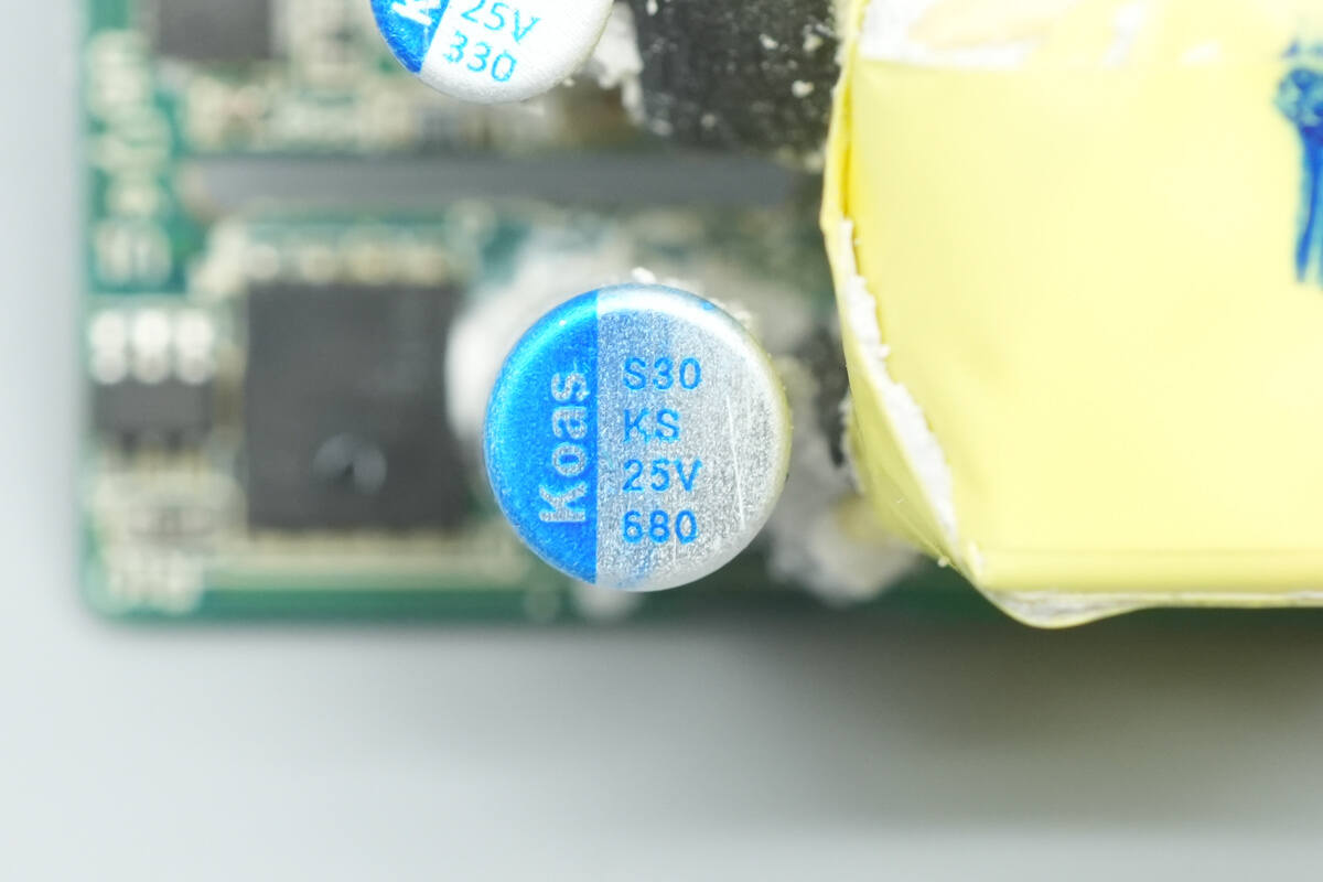 Teardown of CUKTECH 6 90W Mini GaN Charger (AD653)-Chargerlab