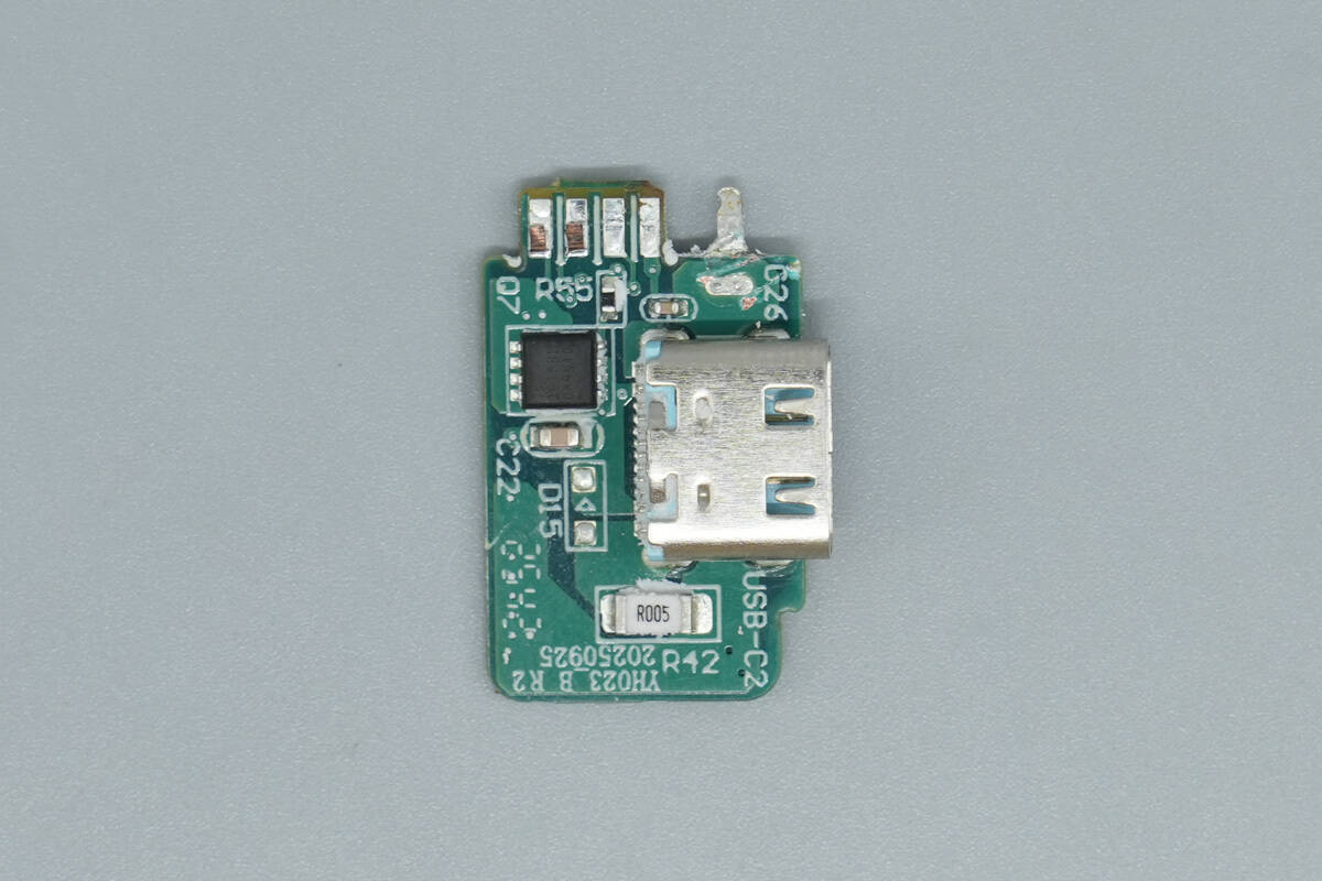 Teardown of CUKTECH 6 90W Mini GaN Charger (AD653)-Chargerlab