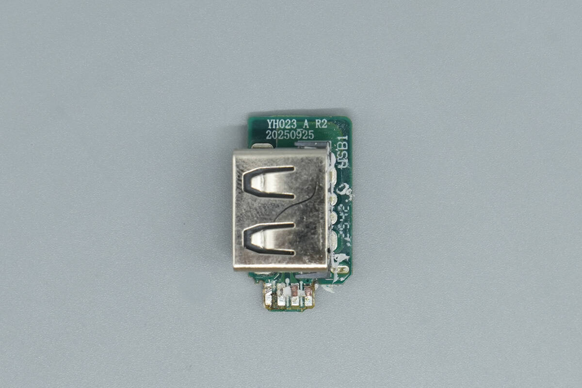 Teardown of CUKTECH 6 90W Mini GaN Charger (AD653)-Chargerlab