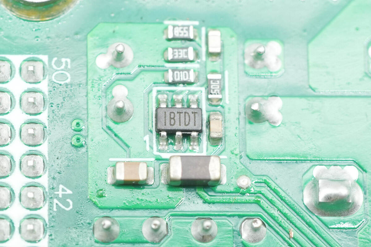 Teardown of Aohai Technology 3200W 80 PLUS Titanium Server Power Supply (AH-CRPS3200A1A)-Chargerlab