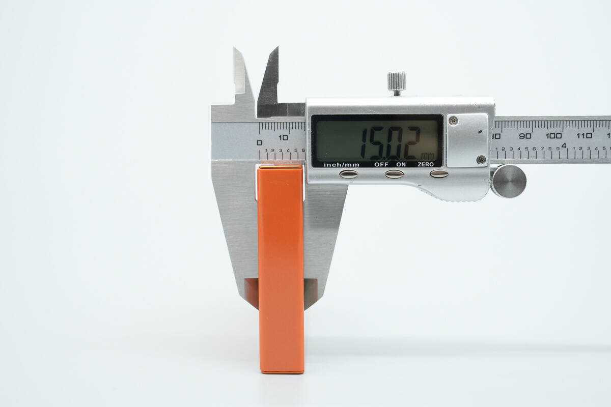 Teardown of Momax 10000mAh Semi-Solid State Magnetic Power Bank (IP163Q22)-Chargerlab