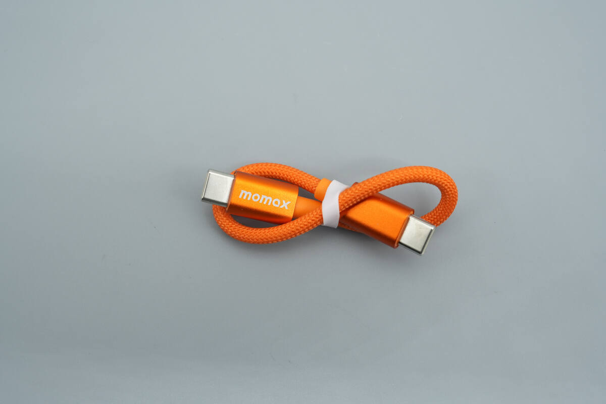 Teardown of Momax 10000mAh Semi-Solid State Magnetic Power Bank (IP163Q22)-Chargerlab