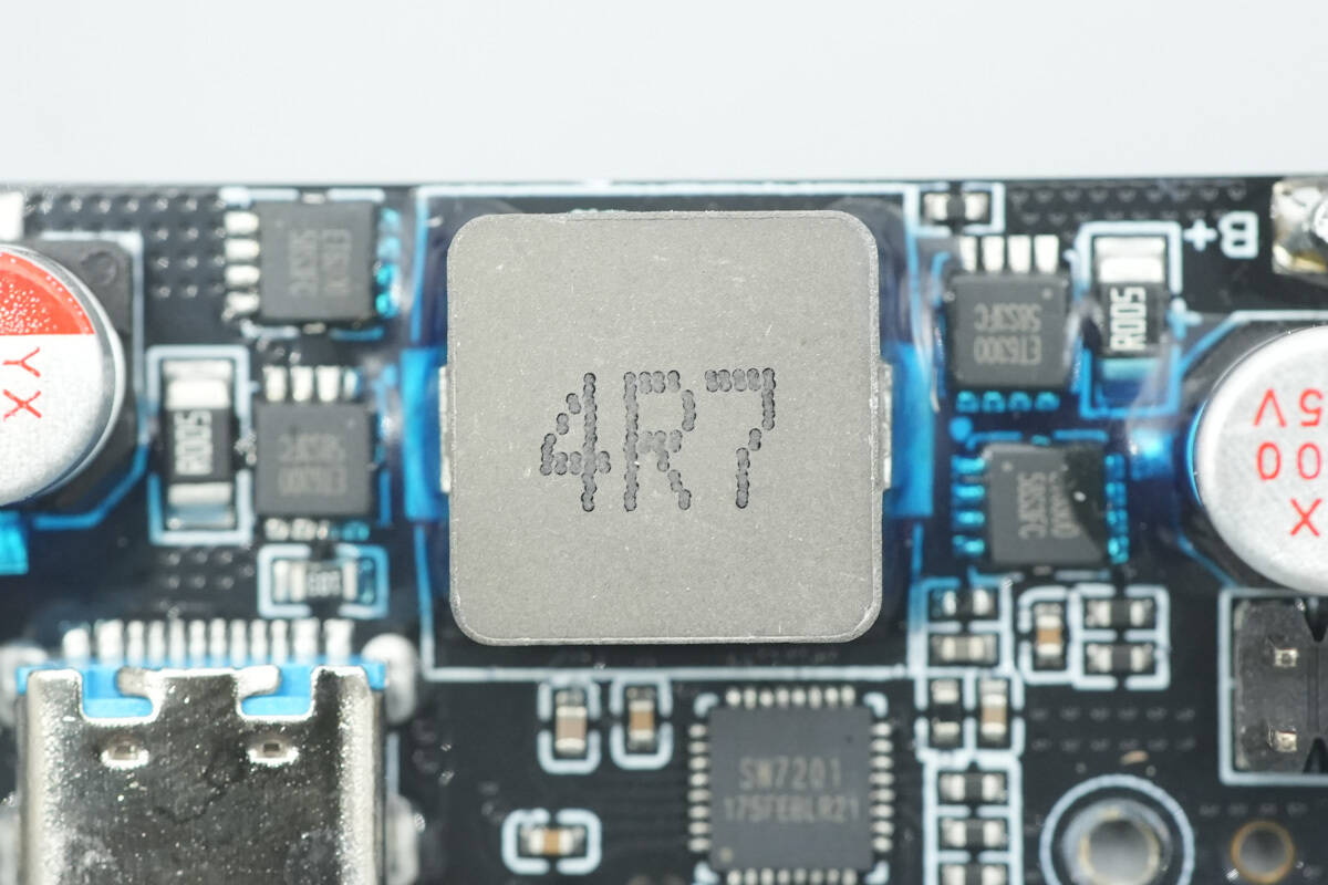 Teardown of Momax 10000mAh Semi-Solid State Magnetic Power Bank (IP163Q22)-Chargerlab