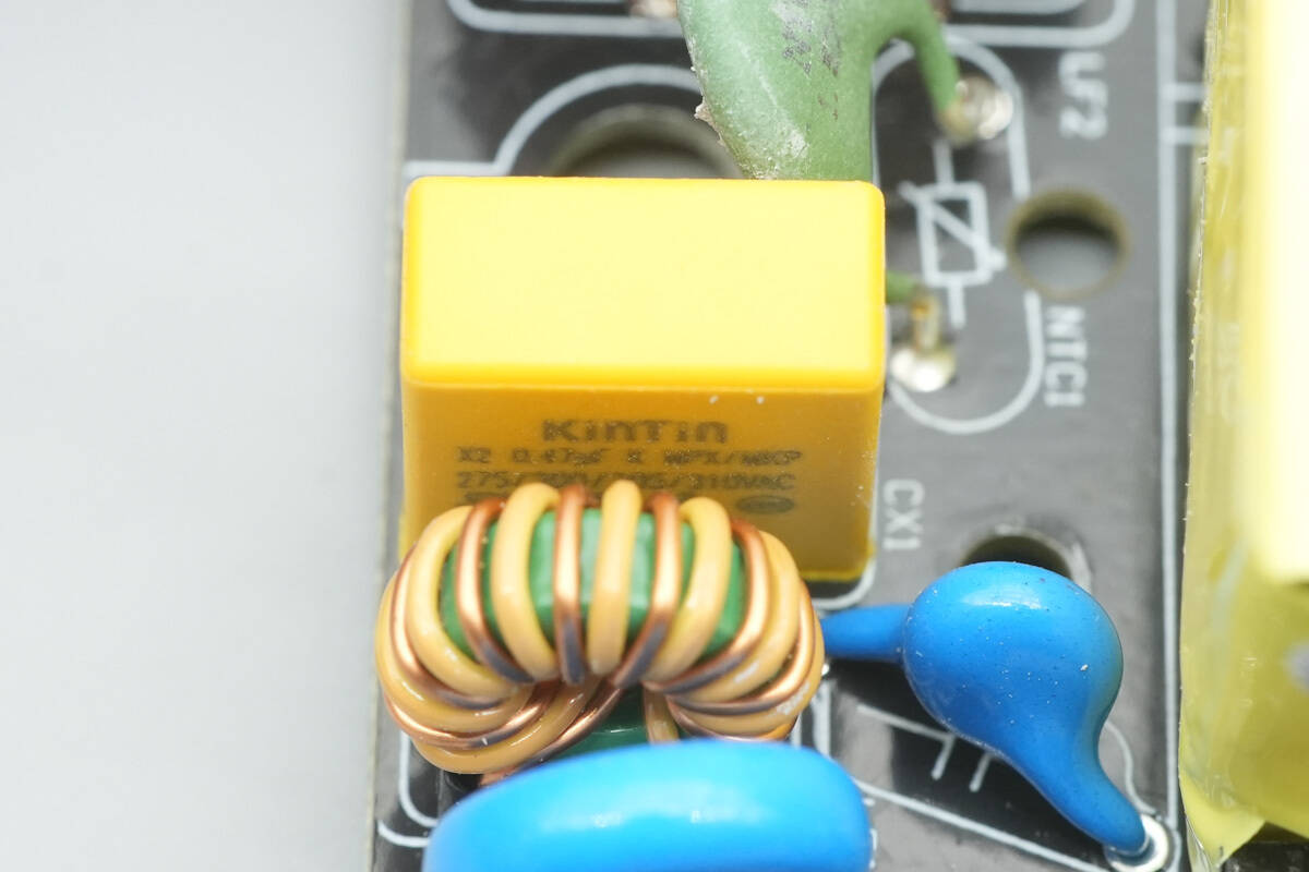 Teardown of Lenovo thinkplus FLUXO 150W GaN Desktop Charging Station (CSFO150A4)-Chargerlab