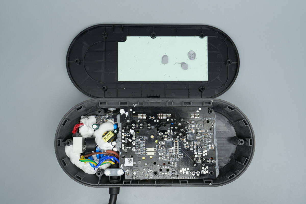 Teardown of Lenovo thinkplus FLUXO 150W GaN Desktop Charging Station (CSFO150A4)-Chargerlab