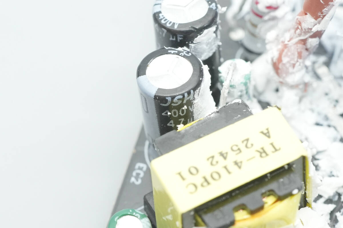 Teardown of Lenovo thinkplus FLUXO 150W GaN Desktop Charging Station (CSFO150A4)-Chargerlab