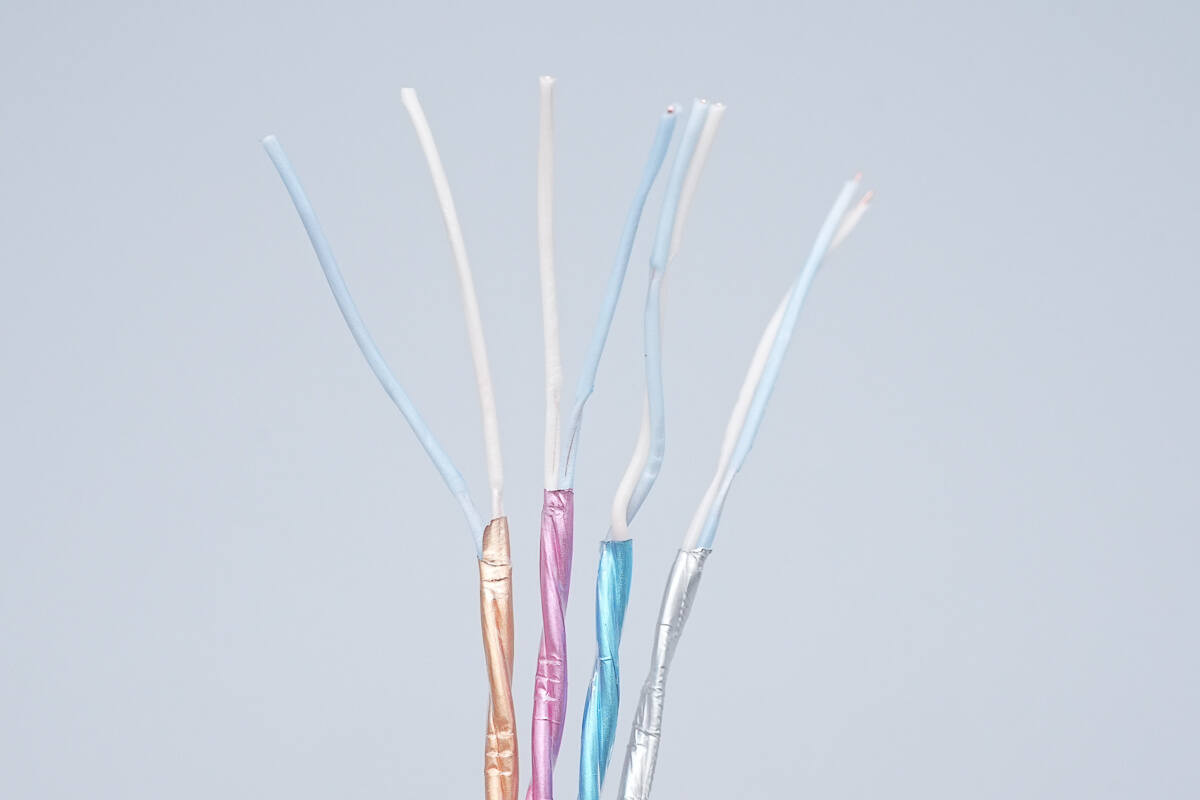 Teardown of EcoFlow 240W USB4 Fast Charging Braided Cable-Chargerlab