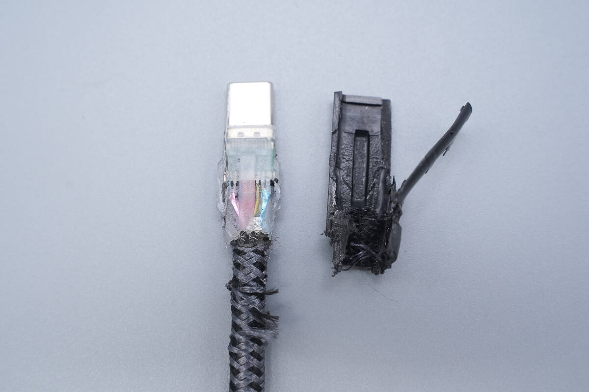 Teardown of EcoFlow 240W USB4 Fast Charging Braided Cable-Chargerlab