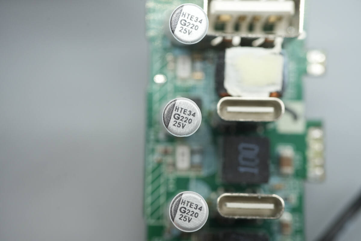 Teardown of Belkin 112W 4-Port GaN Charger (WCH017yz)-Chargerlab