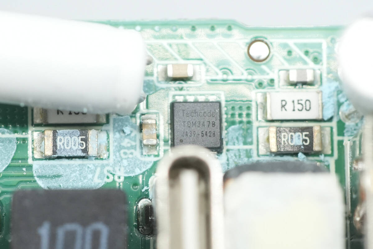 Teardown of Belkin 112W 4-Port GaN Charger (WCH017yz)-Chargerlab