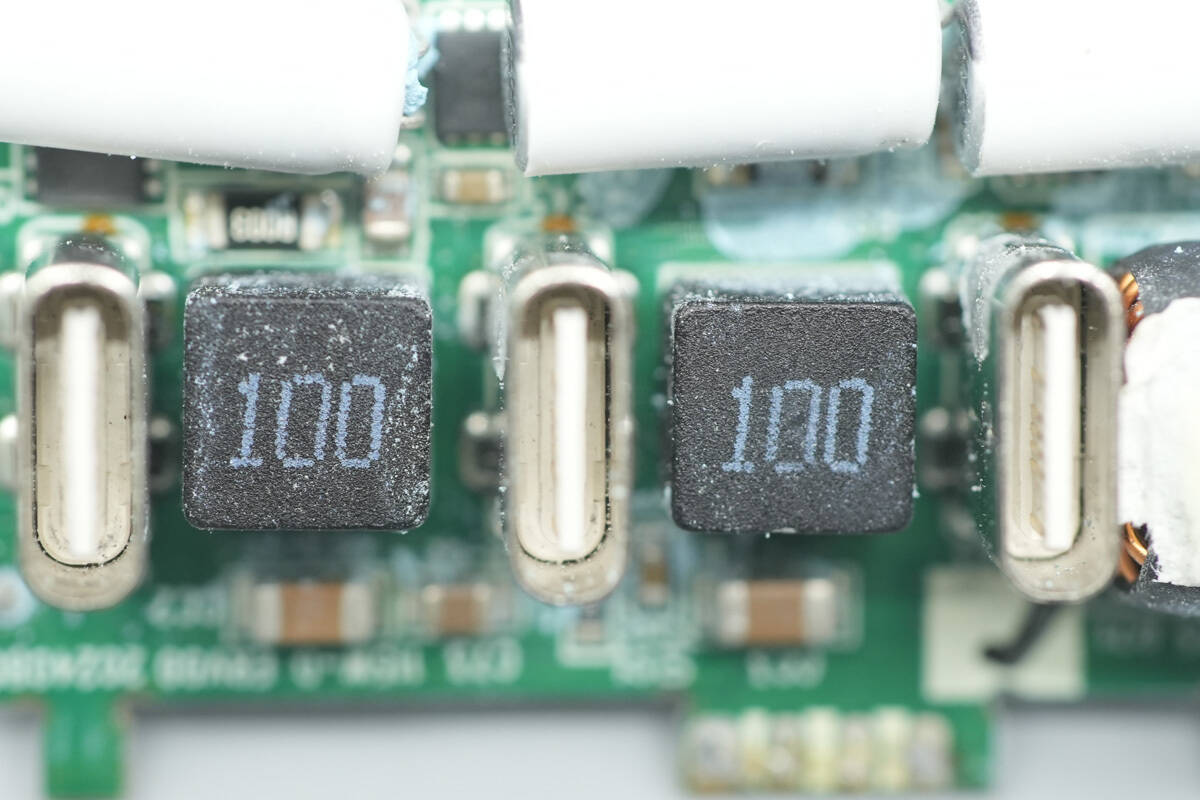 Teardown of Belkin 112W 4-Port GaN Charger (WCH017yz)-Chargerlab