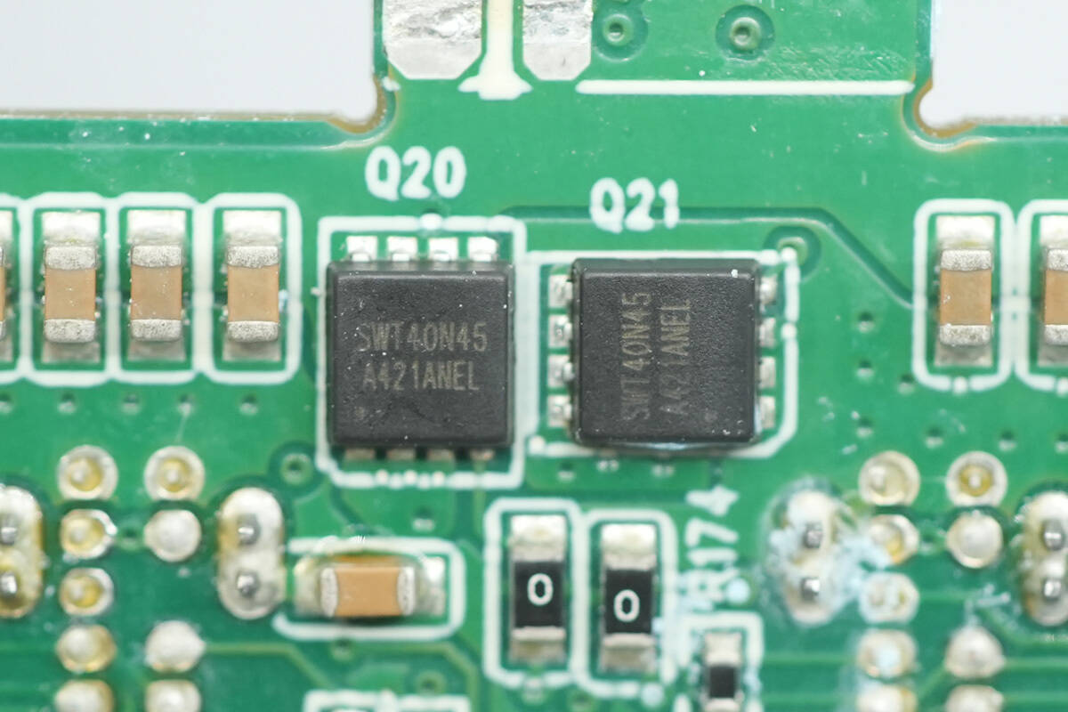 Teardown of Belkin 112W 4-Port GaN Charger (WCH017yz)-Chargerlab