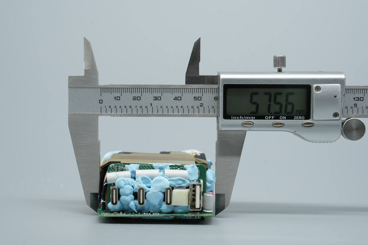 Teardown of Belkin 112W 4-Port GaN Charger (WCH017yz)-Chargerlab