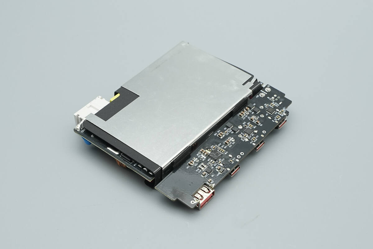 Teardown of MOVESPEED 165W GaN Desktop Charger (MSA05)-Chargerlab