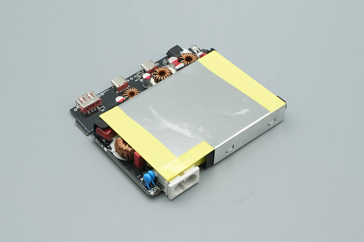 Teardown of MOVESPEED 165W GaN Desktop Charger (MSA05)-Chargerlab