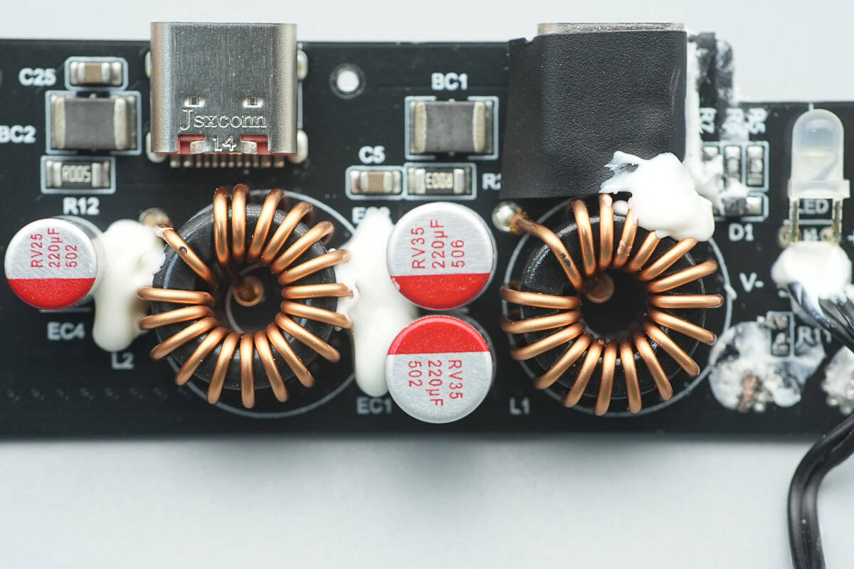 Teardown of MOVESPEED 165W GaN Desktop Charger (MSA05)-Chargerlab