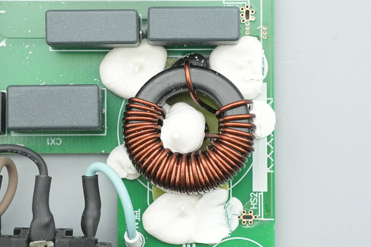 Teardown of Lenovo Legion 300W Original Adapter (ADL300SDC3A)-Chargerlab