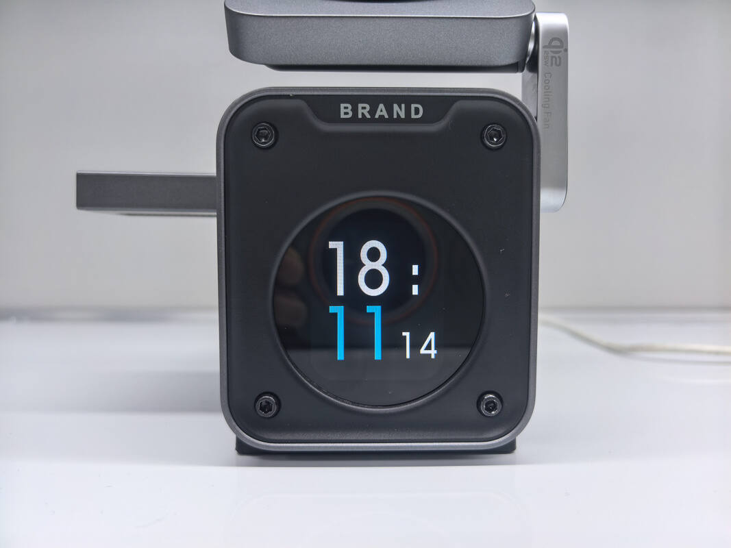 Teardown of KOAKUMA 3-in-1 Display Qi2.2 Wireless Charger-Chargerlab