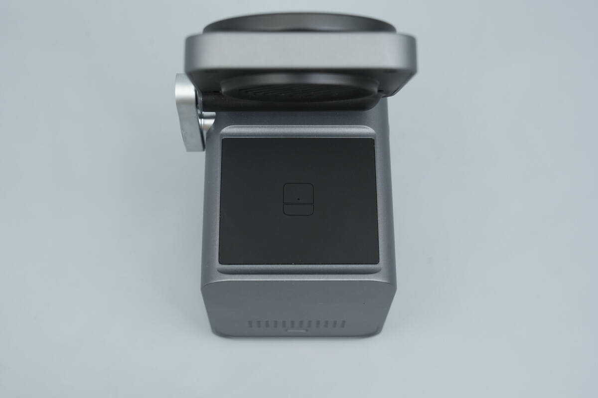 Teardown of KOAKUMA 3-in-1 Display Qi2.2 Wireless Charger-Chargerlab