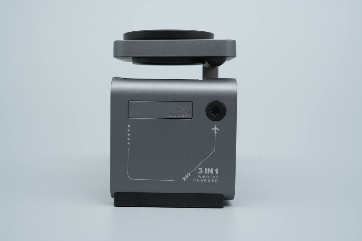 Teardown of KOAKUMA 3-in-1 Display Qi2.2 Wireless Charger-Chargerlab