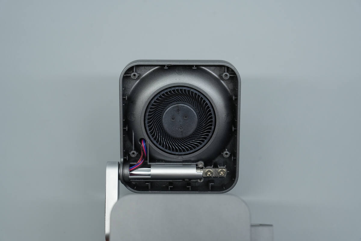 Teardown of KOAKUMA 3-in-1 Display Qi2.2 Wireless Charger-Chargerlab