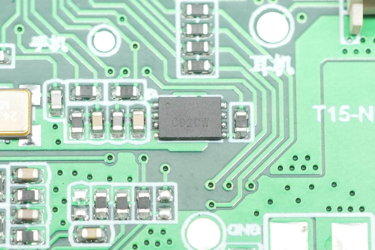 Teardown of KOAKUMA 3-in-1 Display Qi2.2 Wireless Charger-Chargerlab